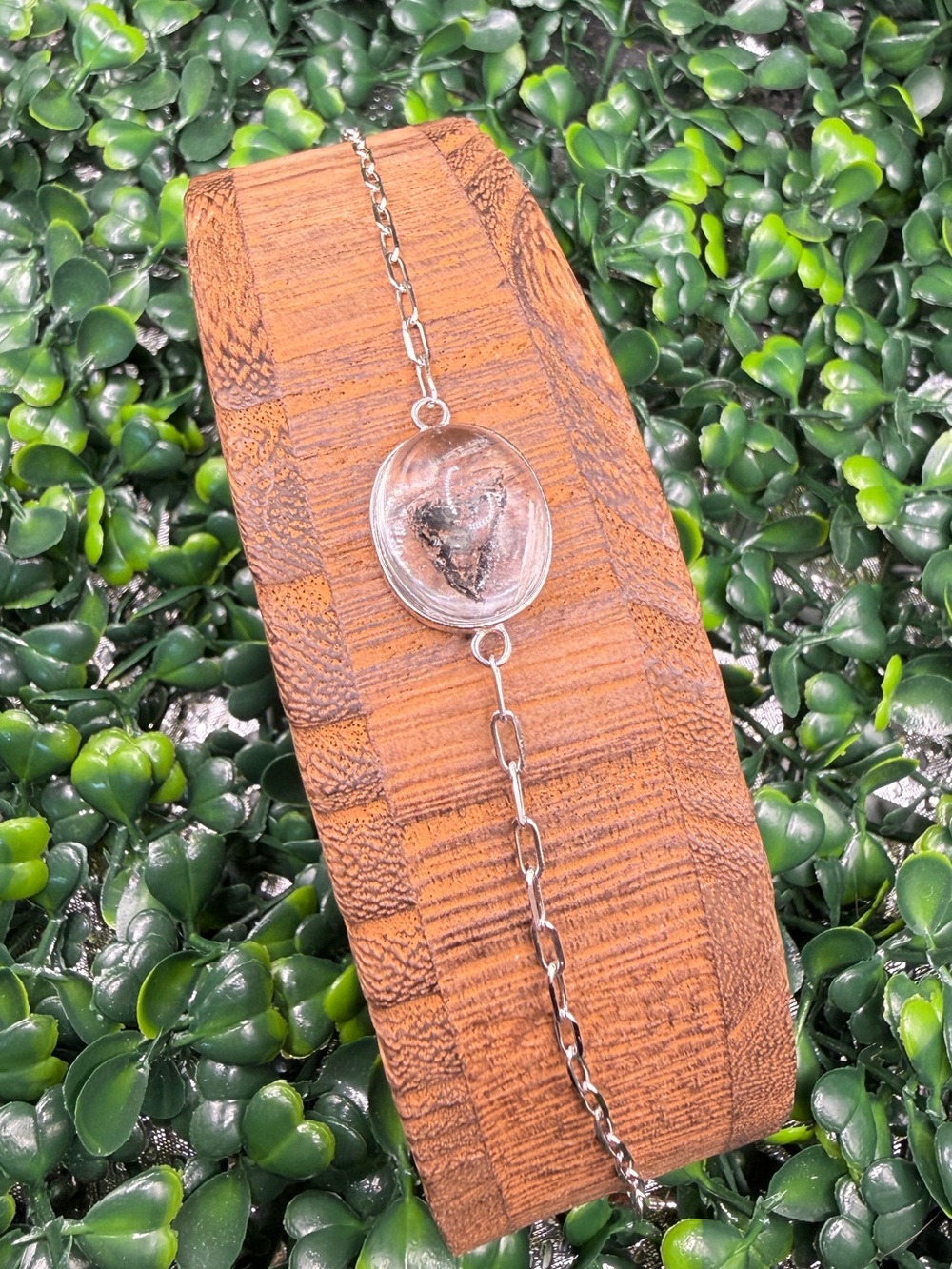 Enhydro Bracelet with Moving Black Carbon - Picture 3 of 7